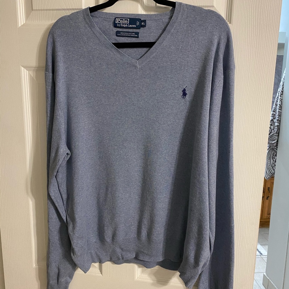 Men’s polo brand sweater